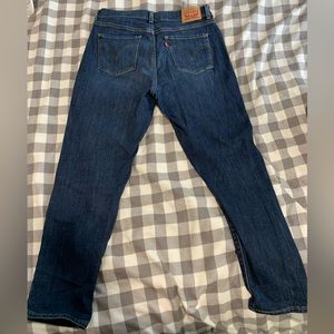 Women’s Levi’s jeans size 10